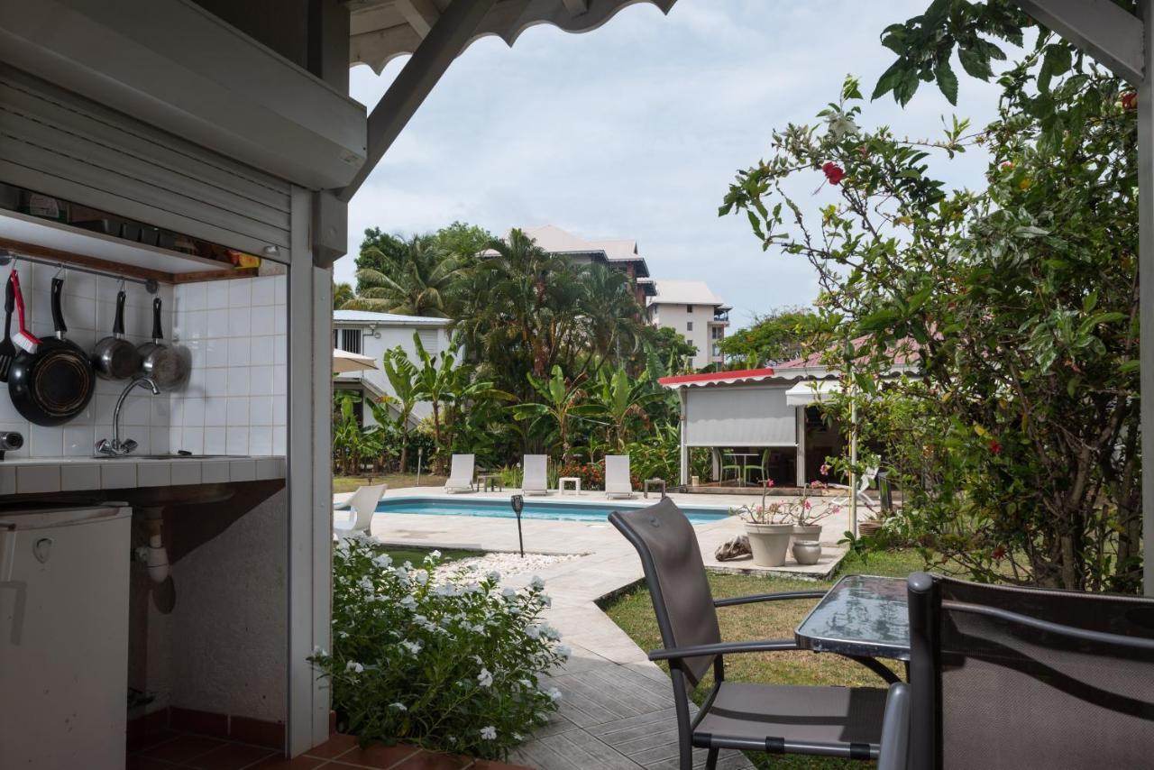 Hotel Les Bananiers Le Gosier  Kültér fotó