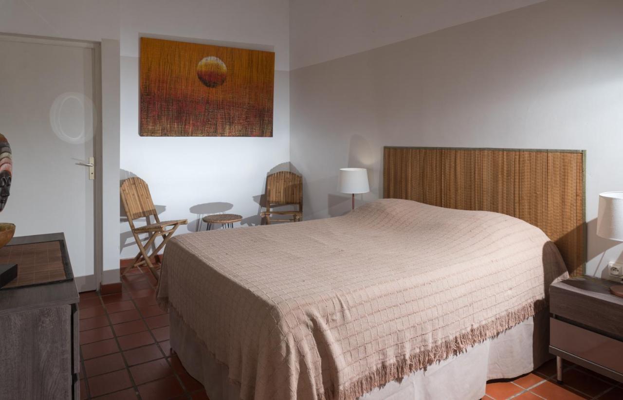 Hotel Les Bananiers Le Gosier  Kültér fotó